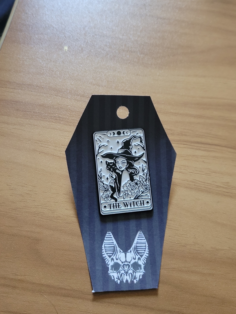 💀NEW💀Hand Crafted Silver-Tone 'The Witch' Enamel Brooch
